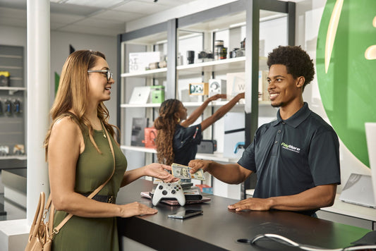 Where to Sell Electronics for Cash in Downtown Toronto, Ontario