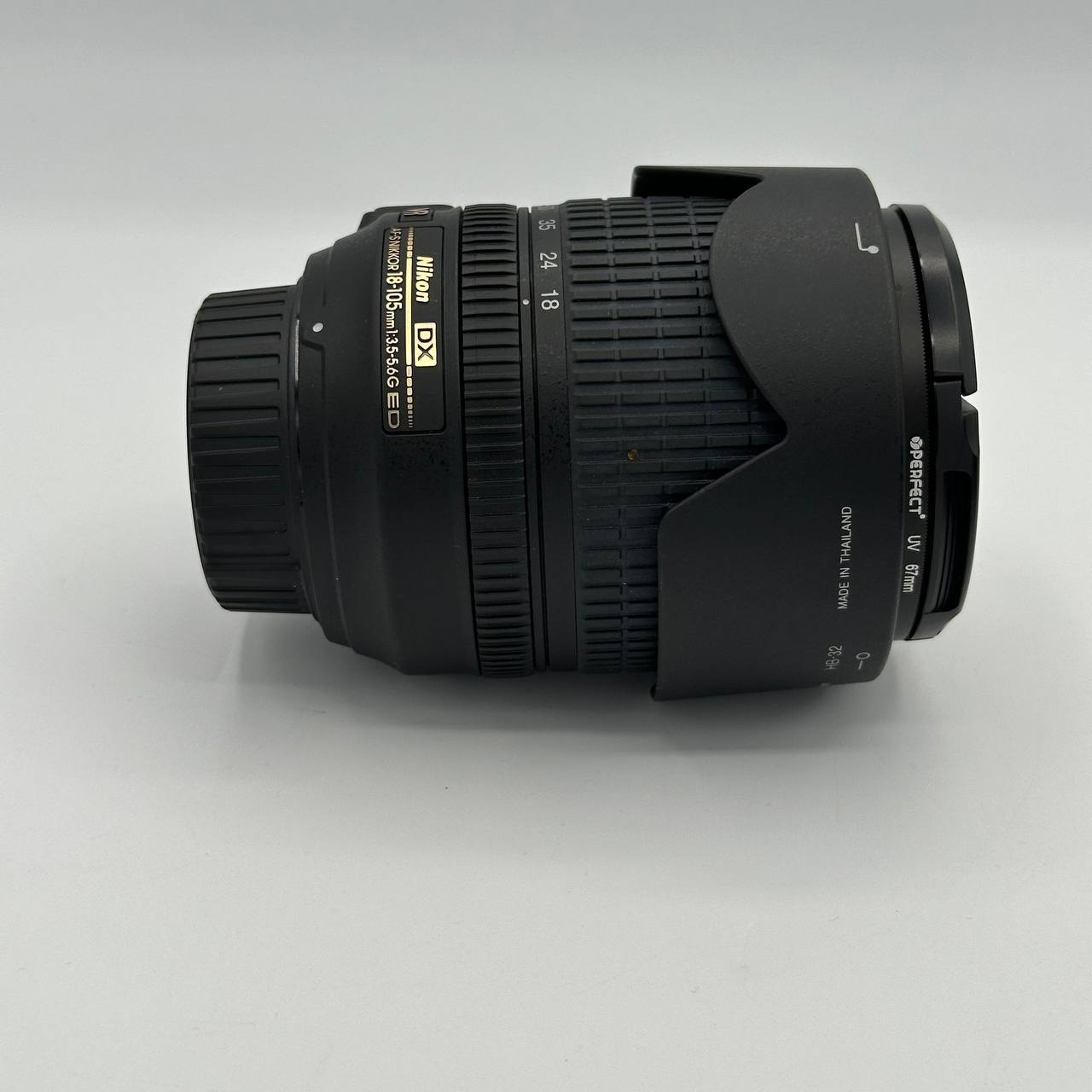 Nikon AF-S DX NIKKOR 18-105mm F/3.5-5.6G ED VR Zoom Lens w/ Hood
