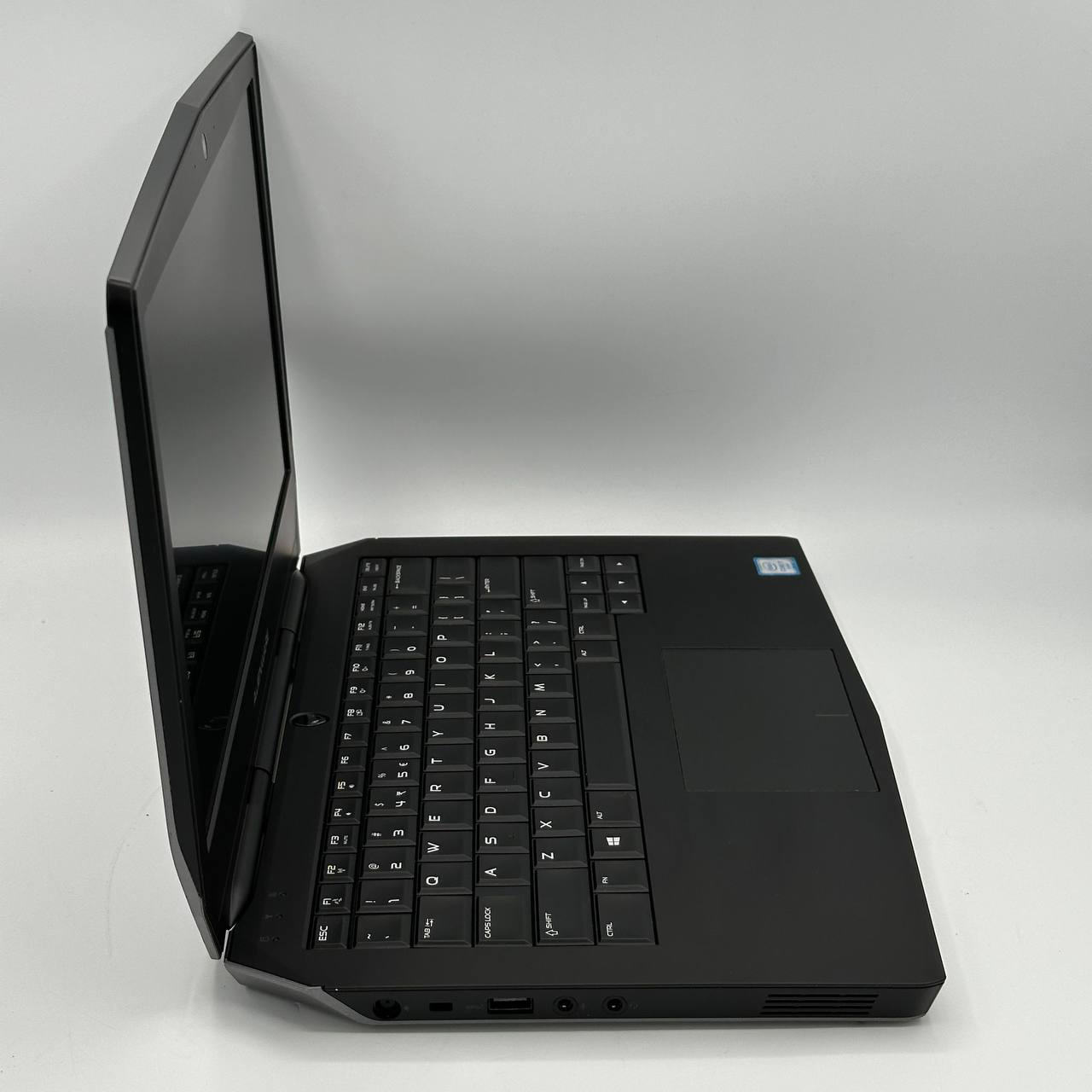 Alienware 13 R2 AlienwareR2 i7-6500U 16GB RAM 256+512GB SSD GeForce GTX 960M