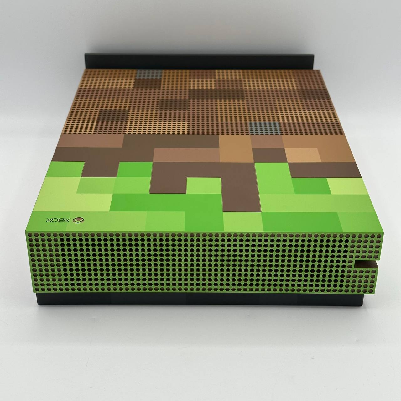 Microsoft Xbox One S 1TB 1681 Console Gaming System Minecraft Limited Edition