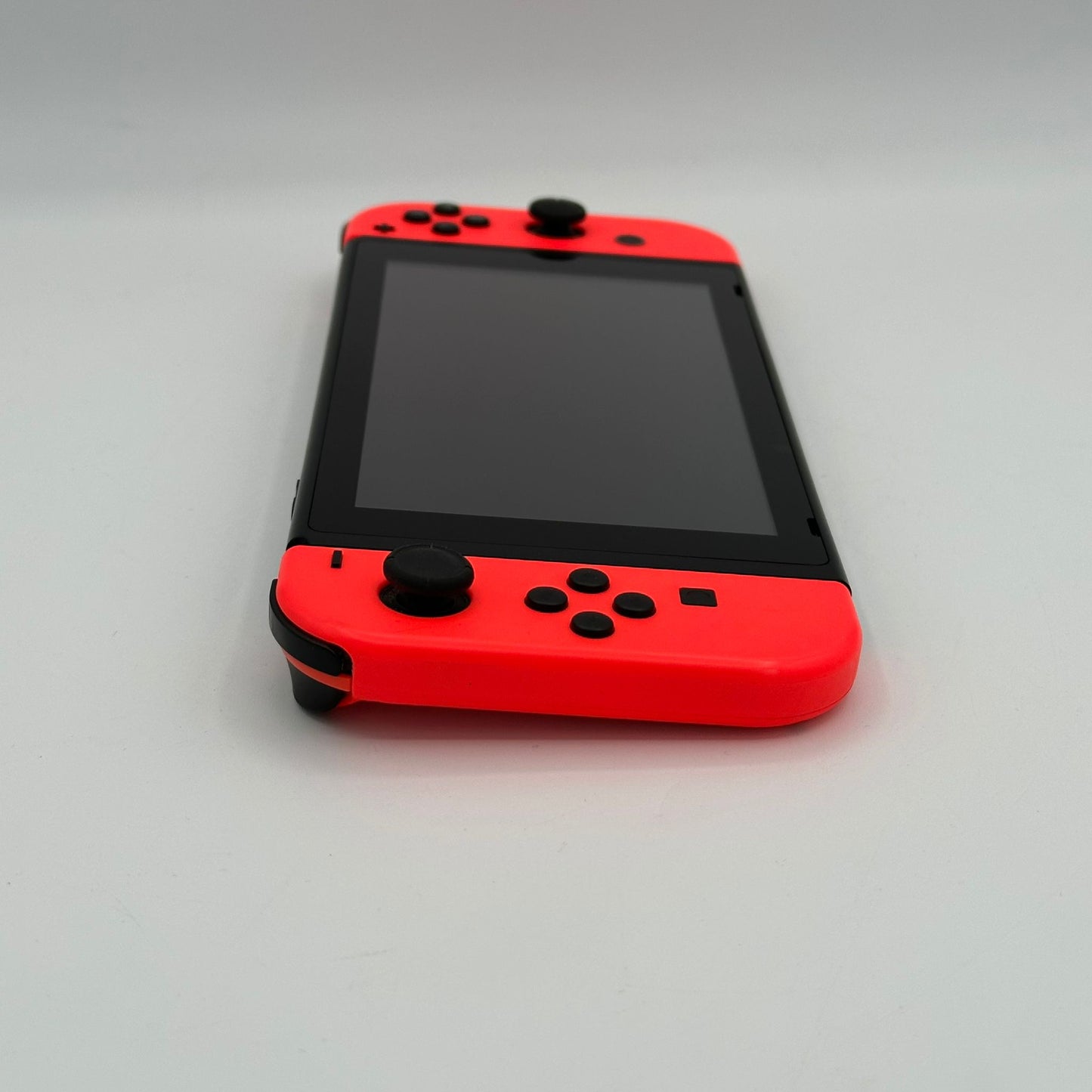 Nintendo Switch v2 Video Game Console HAC-001(-01)  Red