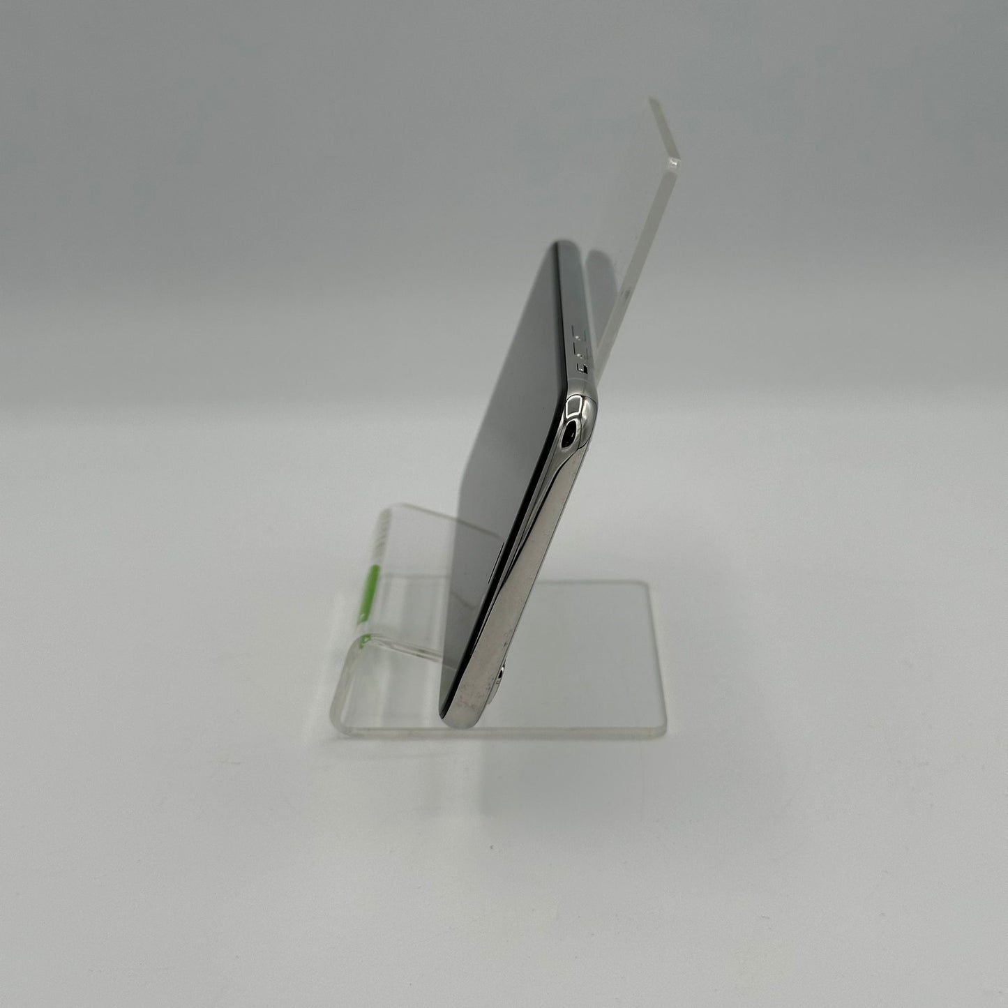 Apple iPhone X 64GB White