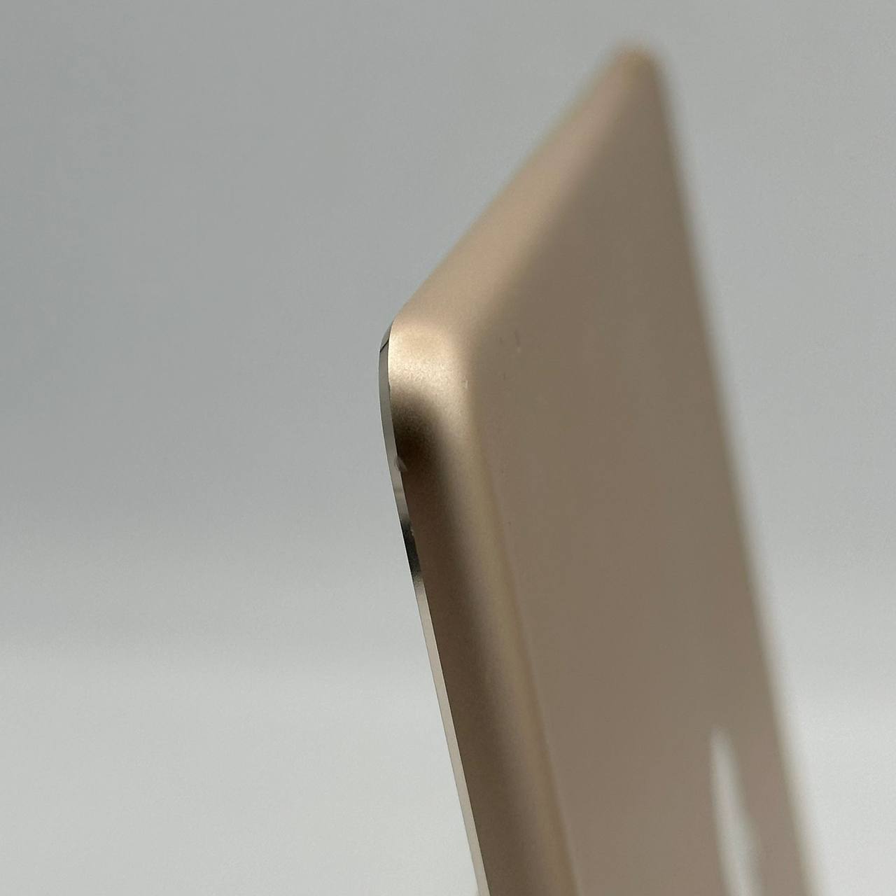 Apple iPad Air 2nd Gen (WiFi Only) 16GB Gold
