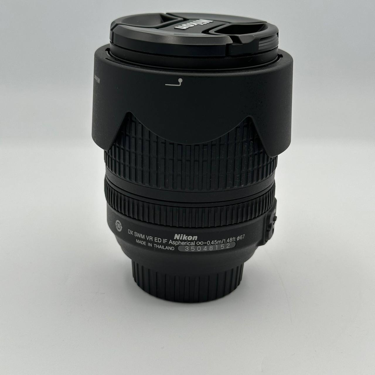 Nikon AF-S DX NIKKOR 18-105mm F/3.5-5.6G ED VR Zoom Lens w/ Hood