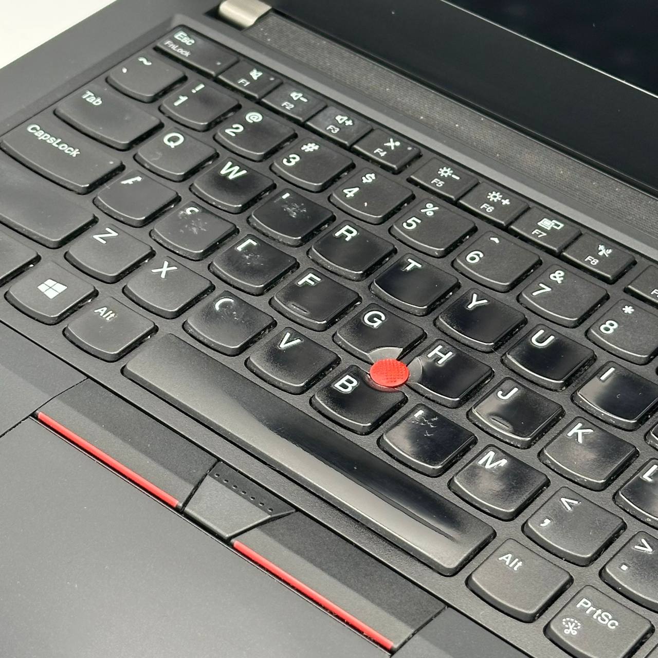 Lenovo ThinkPad T490 14" i5-8265U 1.6GHz 8GB RAM 256GB SSD