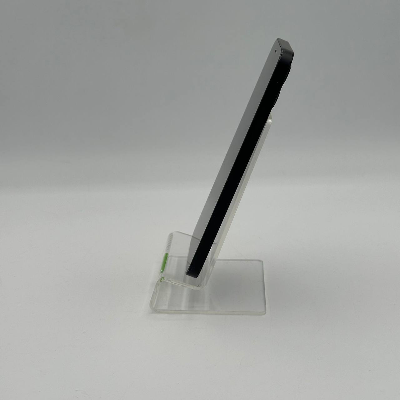 Apple iPhone 12 64GB Black