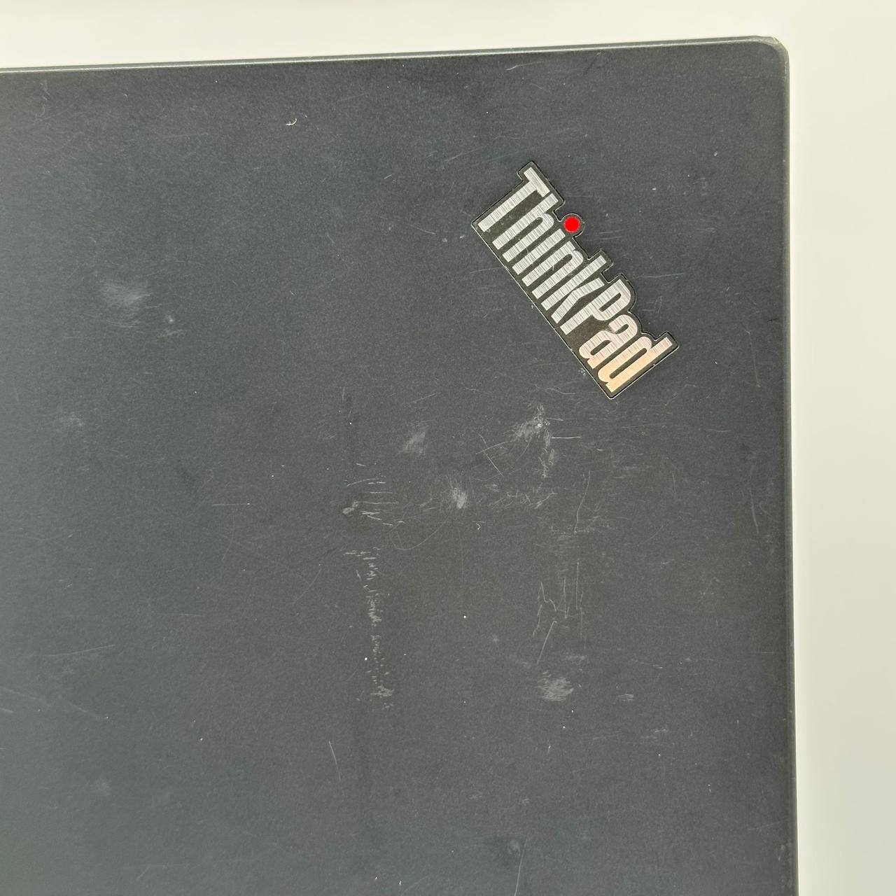 Lenovo ThinkPad T490s 14" i5- 8365U 8GB RAM 256GB SSD