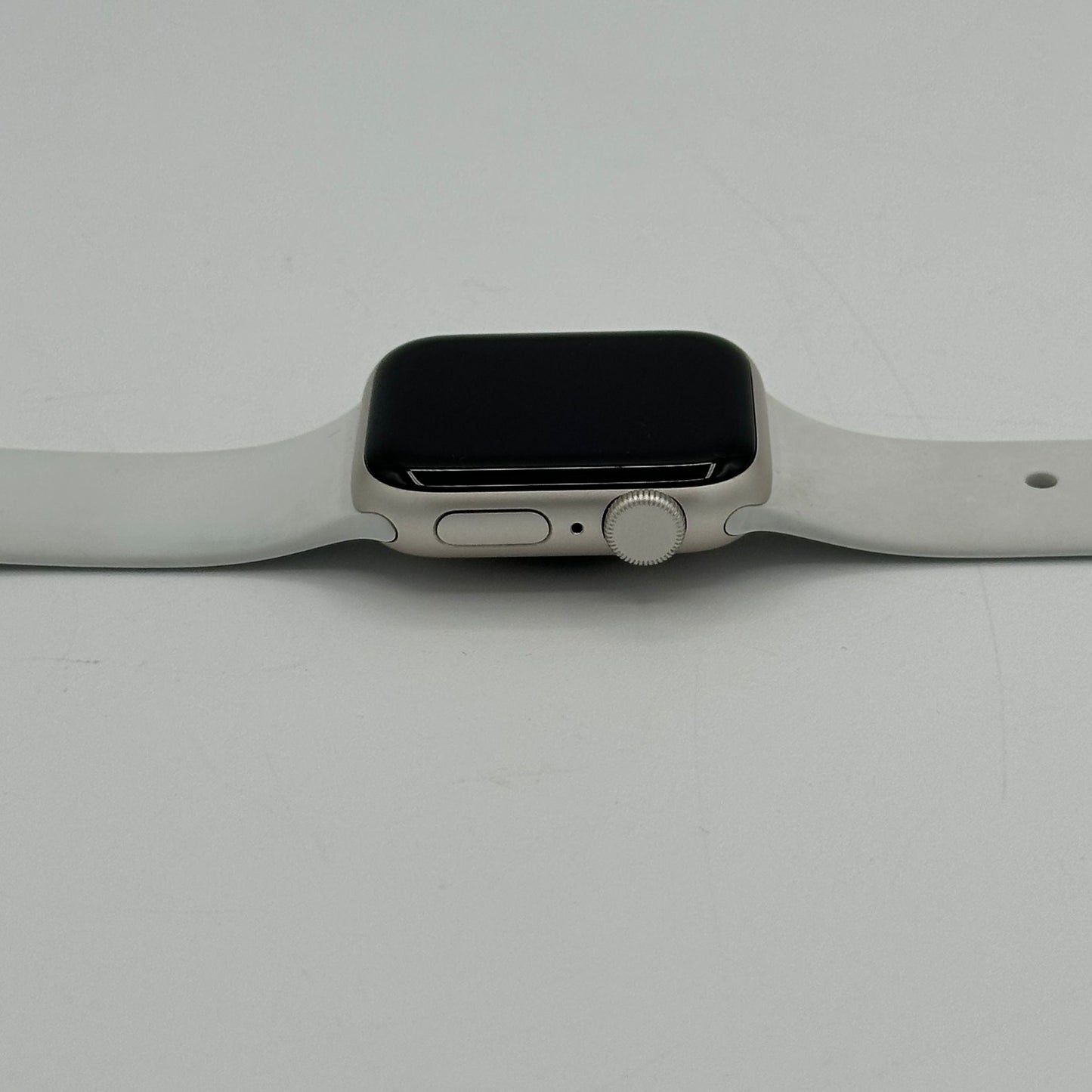Apple Watch SE 2nd Gen (GPS Only) 40MM Starlight Aluminum