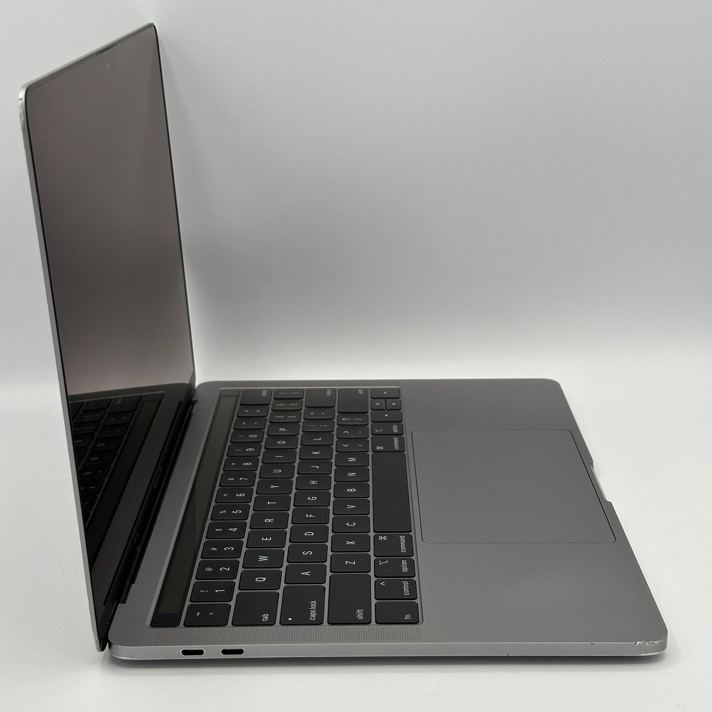 Apple MacBook Pro (13.3", 2019) i5 1.4GHz 8GB RAM 256GB Silver