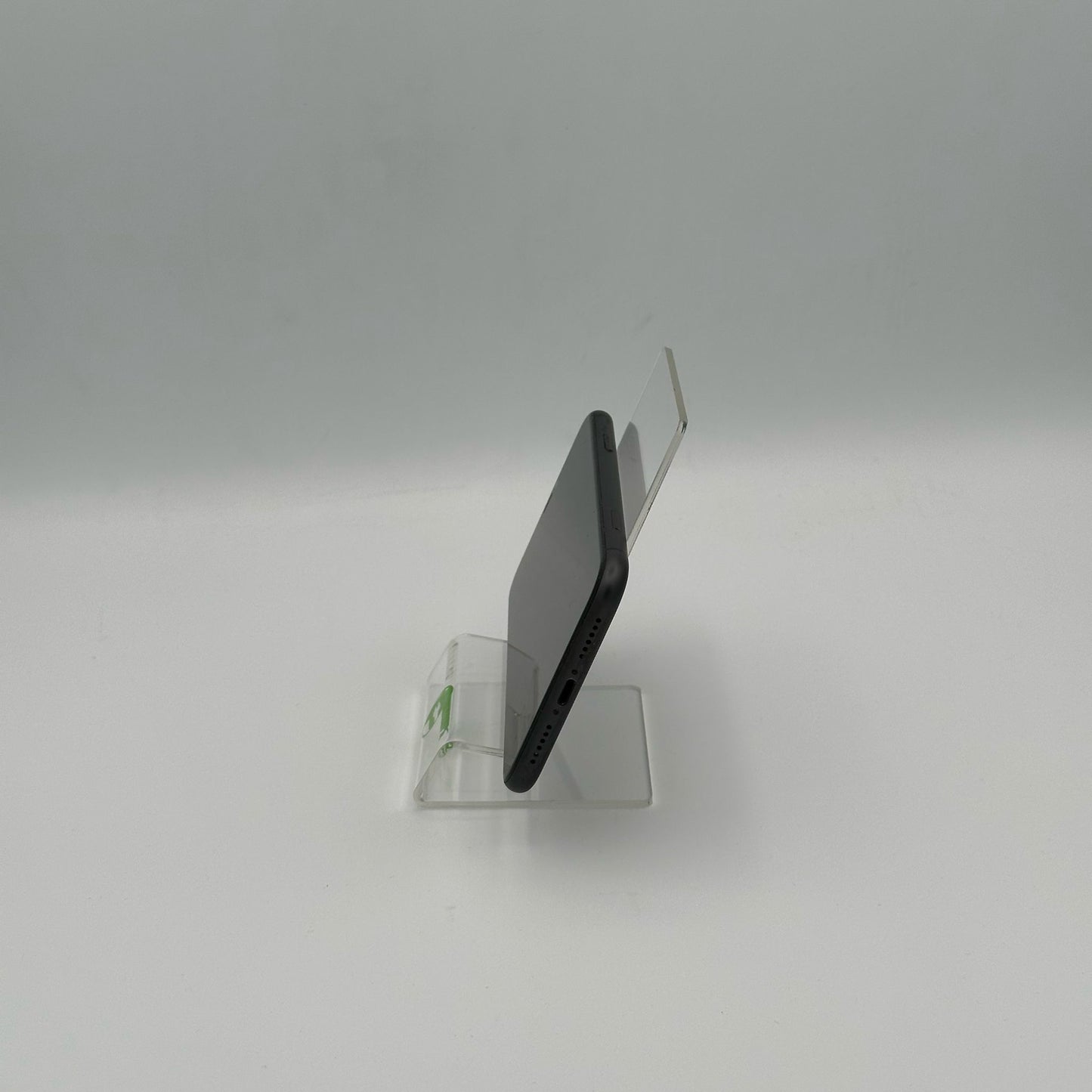 Unlocked Apple iPhone 11 64GB BLACK